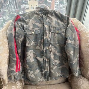 Vintage Havana Camo Jacket with red stripes on the sides